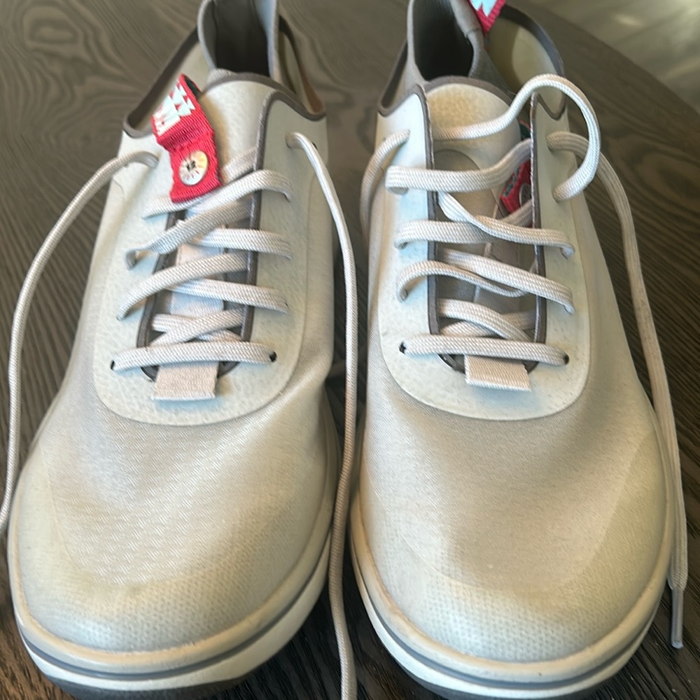 Bala Women’s sneakers Size 10